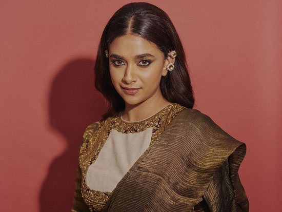 Stellar Looks Of Keerthy Suresh